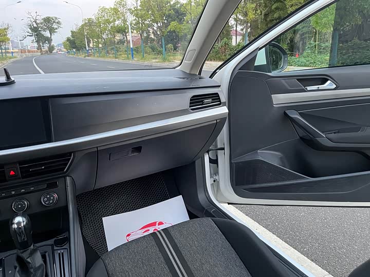 Фото 15 - Volkswagen Lavida