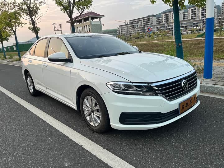 Фото 3 - Volkswagen Lavida