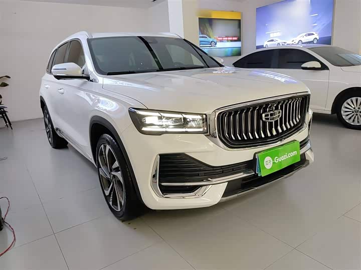 Фото 4 - Geely Monjaro