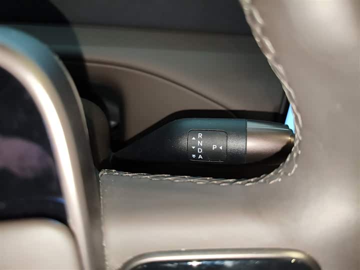 Фото 14 - LiXiang Mega