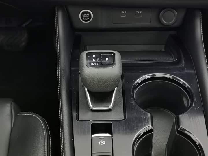 Фото 13 - Nissan X-Trail