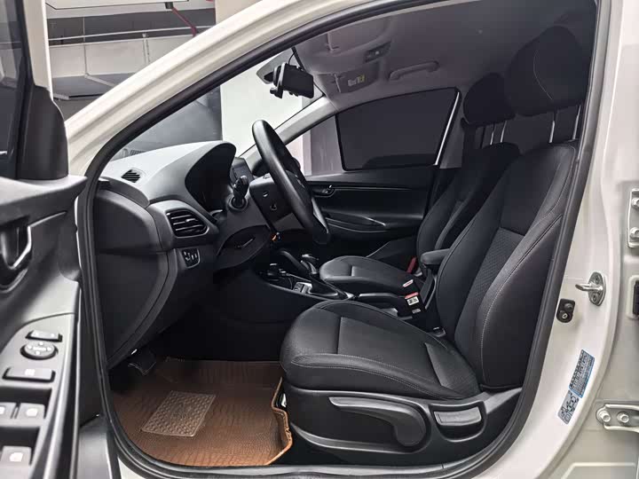 Фото 5 - Hyundai Celesta