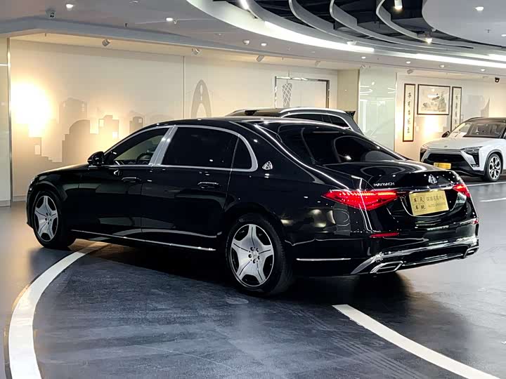 Фото 17 - Mercedes-Benz Maybach S-Class