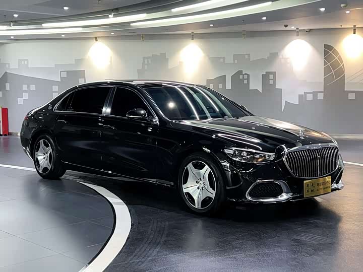 Фото 3 - Mercedes-Benz Maybach S-Class