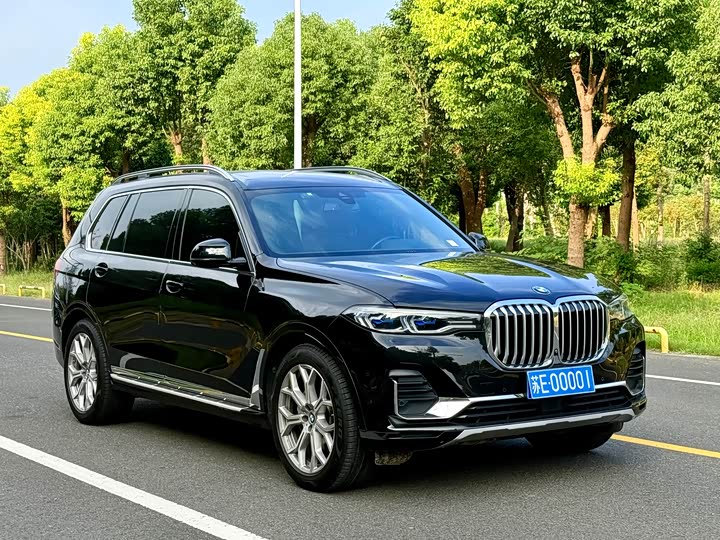 Фото 5 - BMW X7