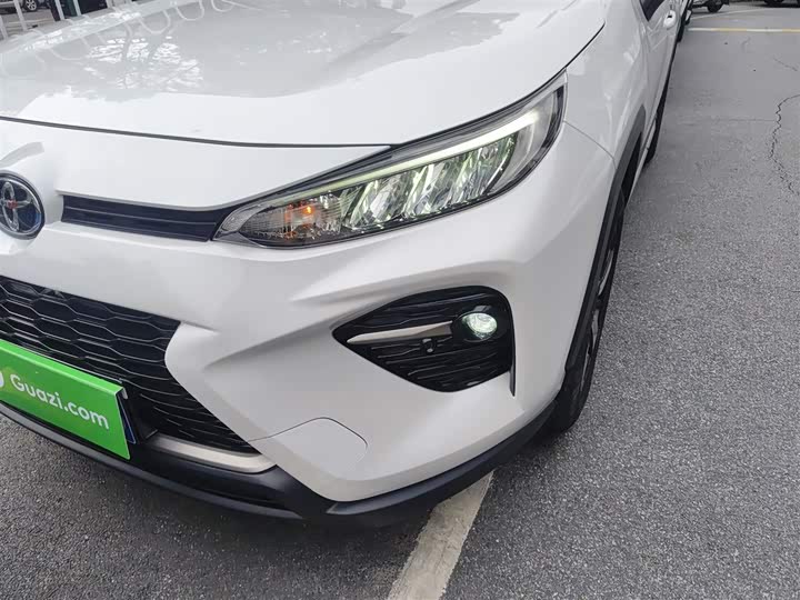 Фото 7 - Toyota Wildlander