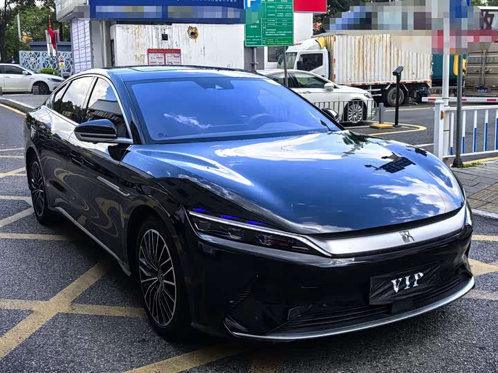 Фото 3 - BYD Han