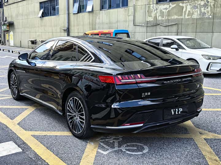 Фото 4 - BYD Han