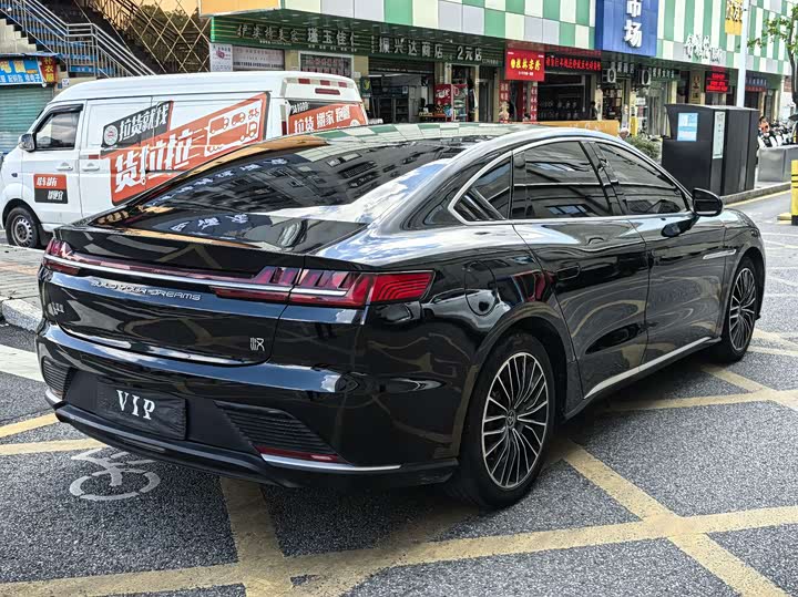 Фото 6 - BYD Han