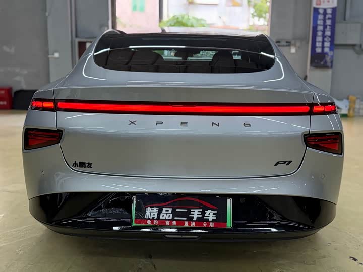 Фото 20 - XPeng P7