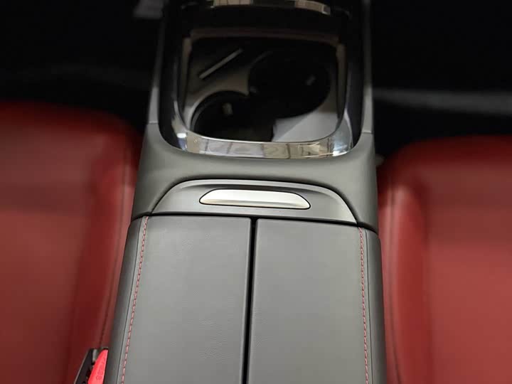 Фото 8 - XPeng P7