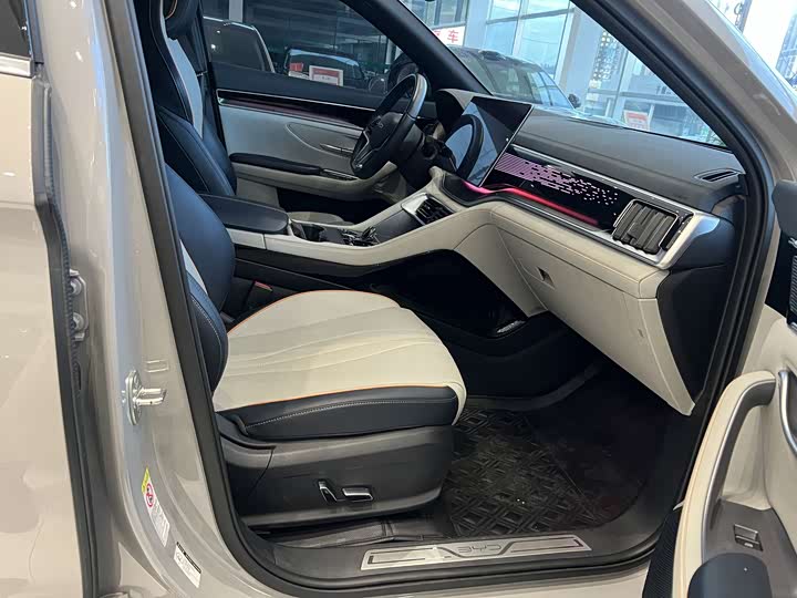 Фото 4 - BYD Song Plus Hybrid/EV