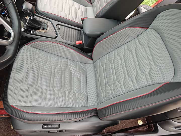 Фото 22 - Volkswagen Tiguan X