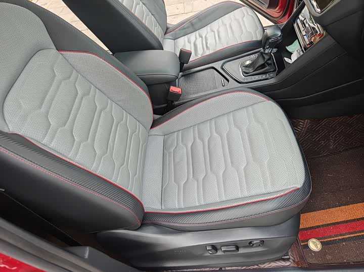 Фото 26 - Volkswagen Tiguan X