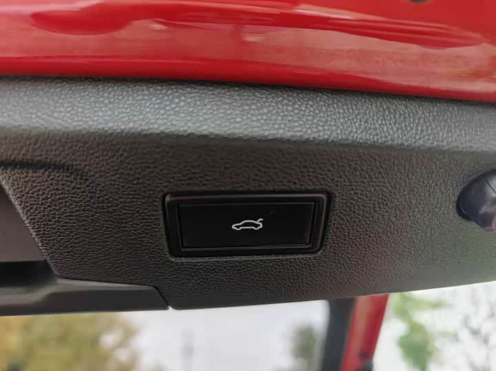 Фото 29 - Volkswagen Tiguan X