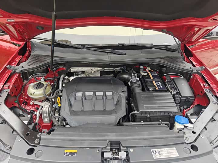 Фото 31 - Volkswagen Tiguan X