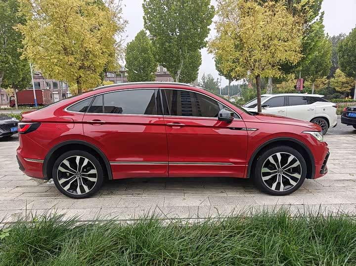 Фото 4 - Volkswagen Tiguan X