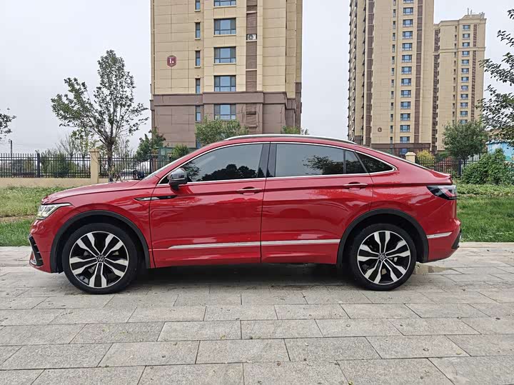Фото 8 - Volkswagen Tiguan X