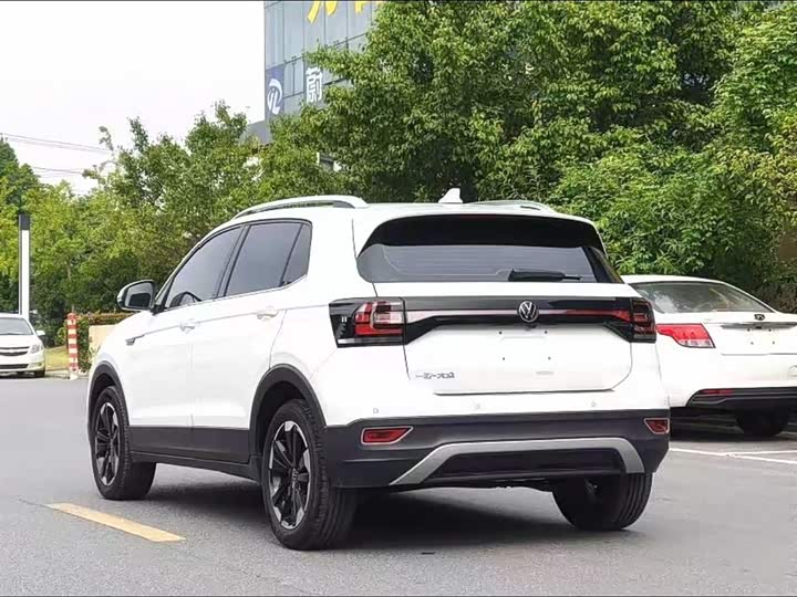 Фото 10 - Volkswagen Tacqua