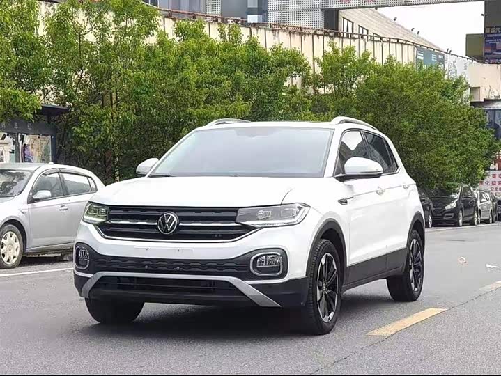 Фото 2 - Volkswagen Tacqua