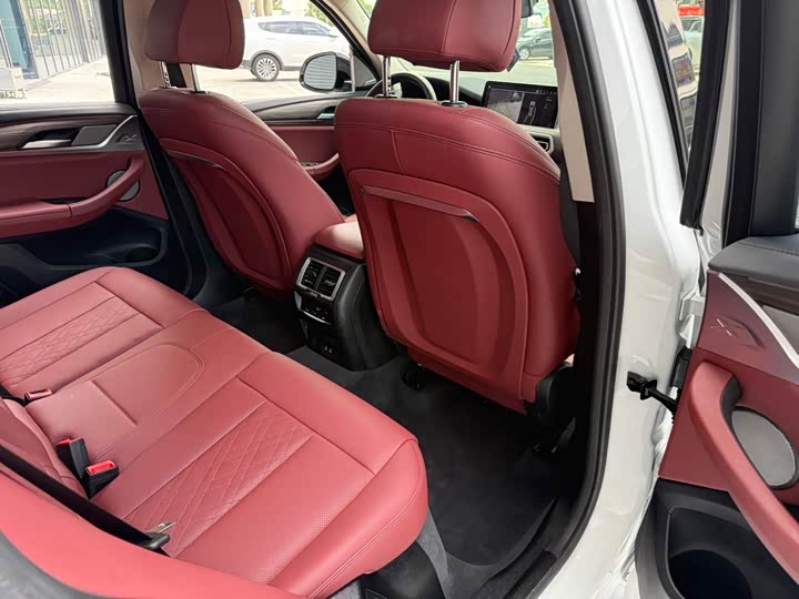 Фото 12 - BMW X3