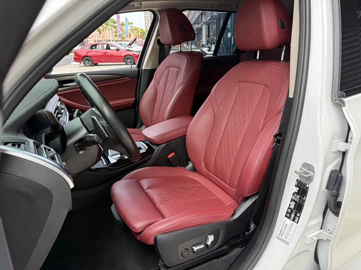 Фото 16 - BMW X3