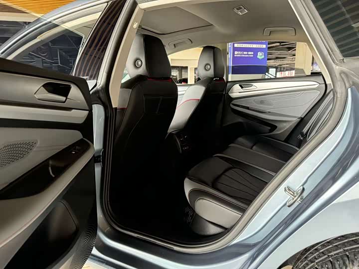 Фото 6 - Volkswagen Lamando L