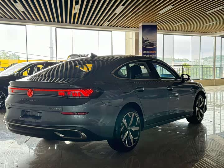 Фото 9 - Volkswagen Lamando L