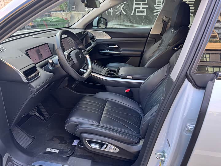 Фото 11 - XPeng G9