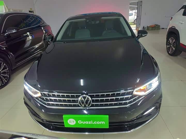 Фото 3 - Volkswagen Magotan