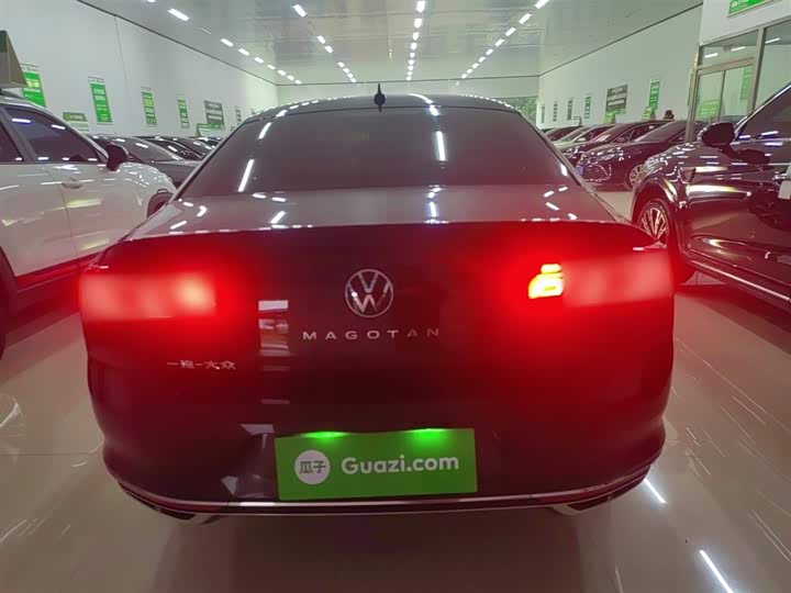 Фото 6 - Volkswagen Magotan