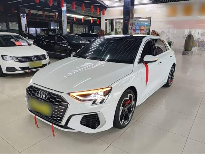 Фото 2 - Audi A3