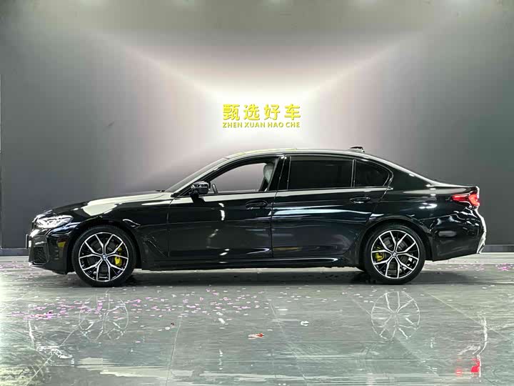 Фото 3 - BMW 5 Series