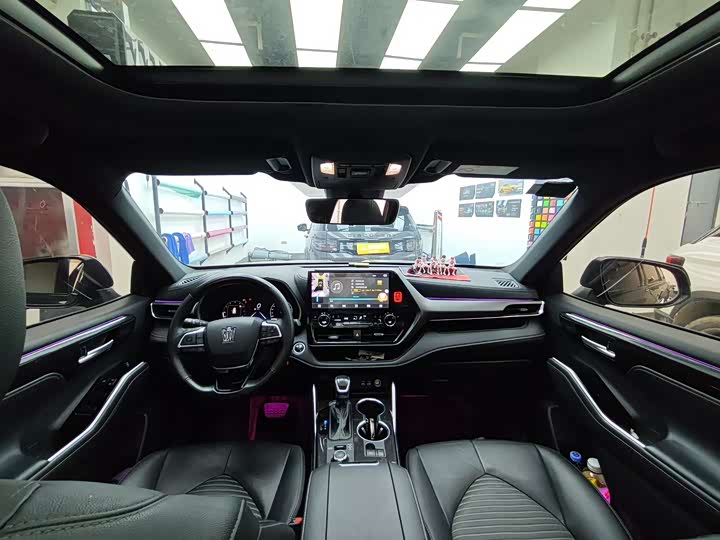 Фото 3 - Toyota Crown Kluger