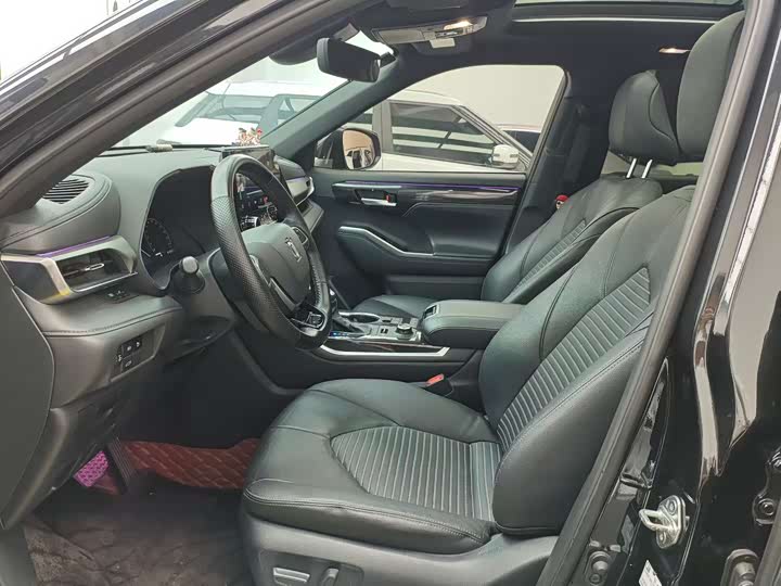 Фото 6 - Toyota Crown Kluger