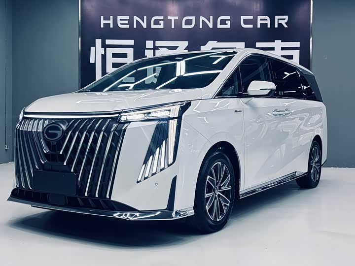 Фото 1 - GAC Trumpchi M8