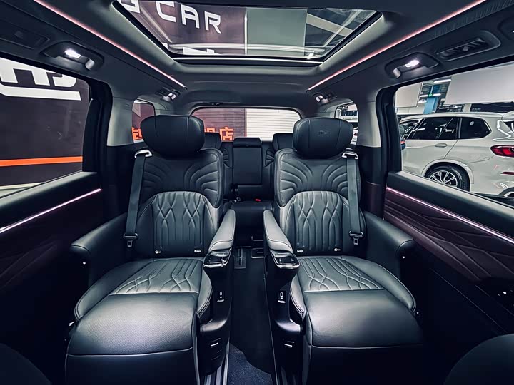 Фото 15 - GAC Trumpchi M8