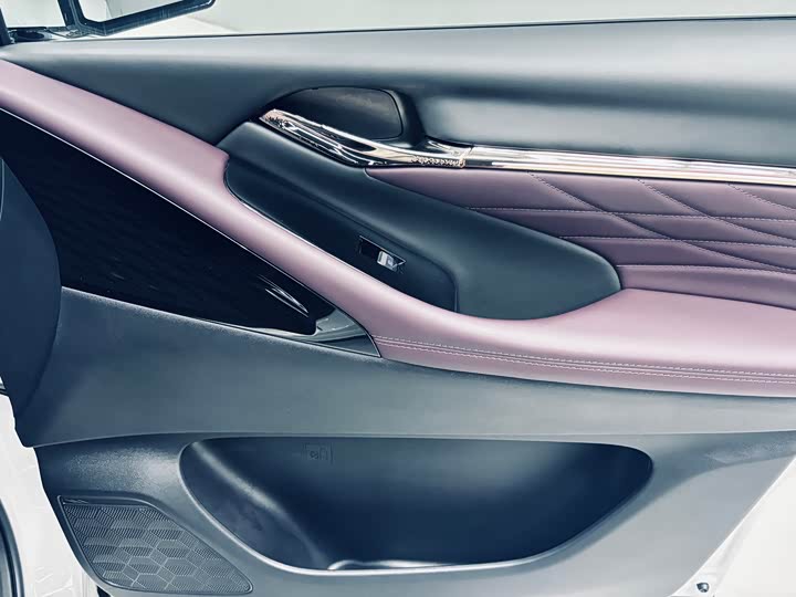 Фото 18 - GAC Trumpchi M8