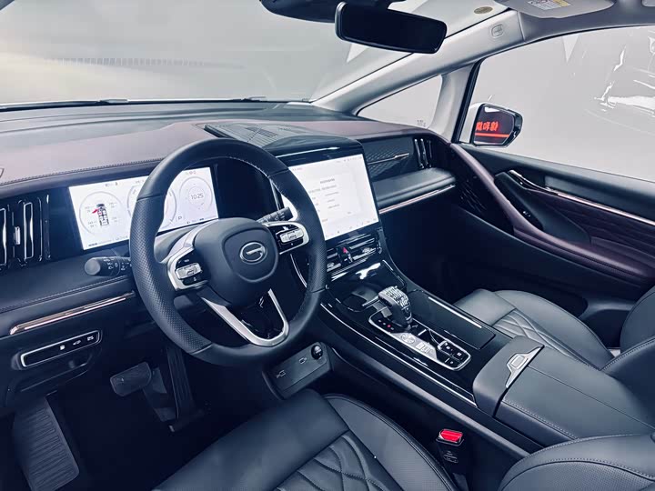 Фото 9 - GAC Trumpchi M8