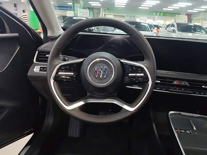 Фото 11 - Buick LaCrosse