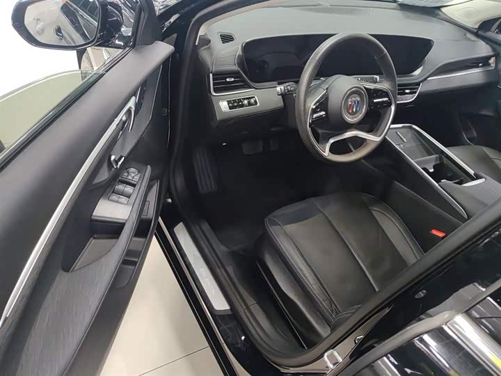 Фото 16 - Buick LaCrosse