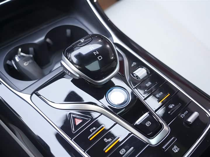 Фото 8 - BYD Qin Plus