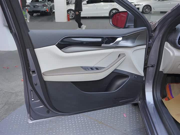 Фото 9 - BYD Qin Plus