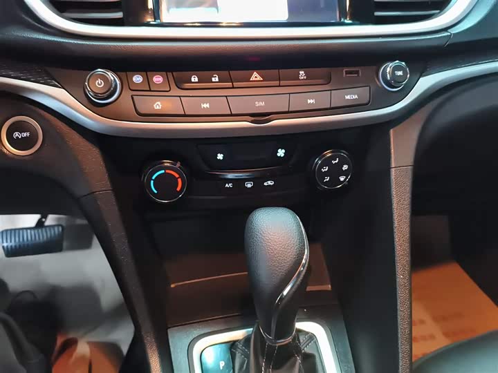 Фото 13 - Buick Excelle GT