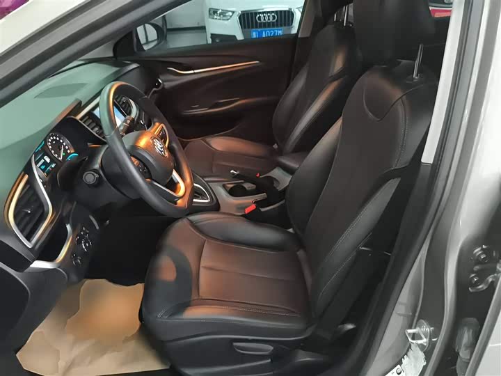 Фото 15 - Buick Excelle GT