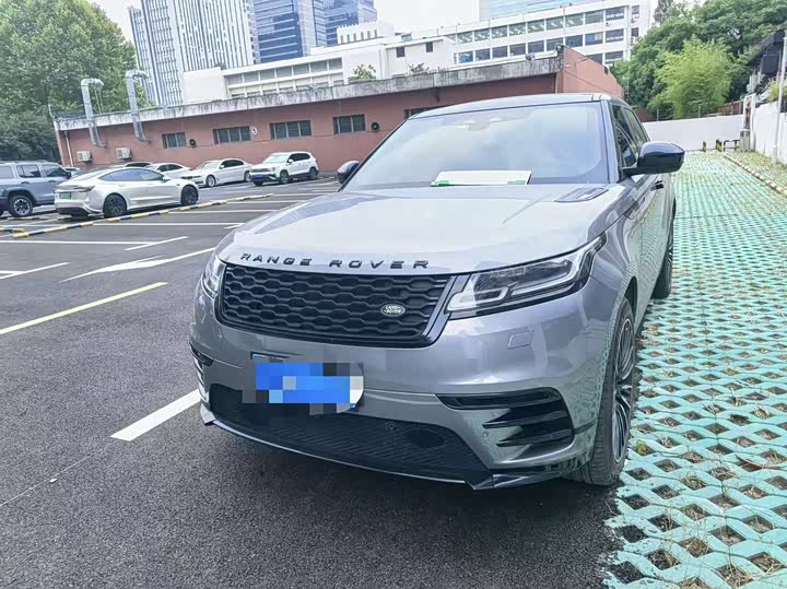 Фото 2 - Land Rover Range Rover Velar