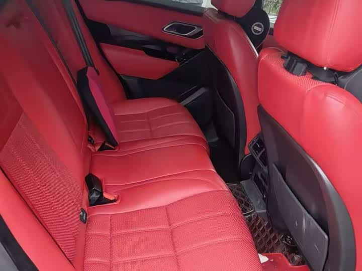 Фото 8 - Land Rover Range Rover Velar