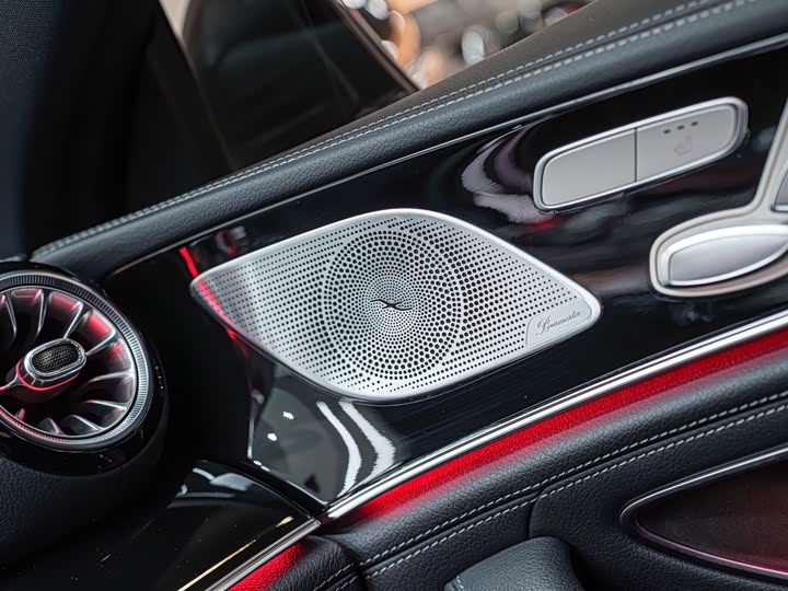 Фото 17 - Mercedes-Benz AMG GT