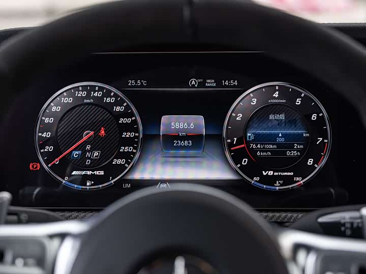 Фото 13 - Mercedes-Benz G-Class AMG