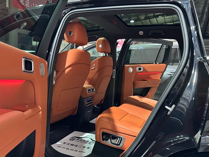 Фото 10 - LiXiang L7